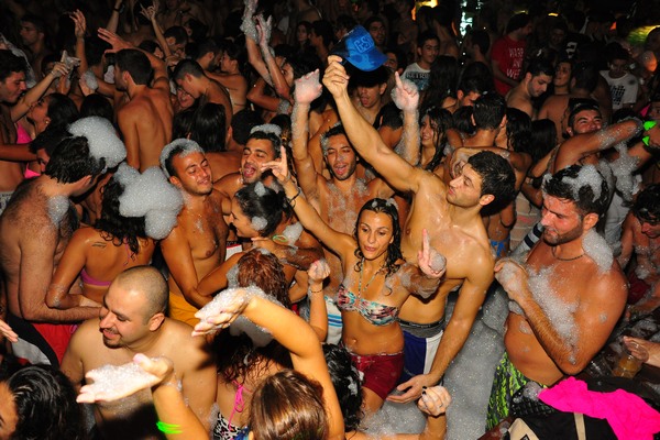 Foam Party Wet Night 2 - Part 1